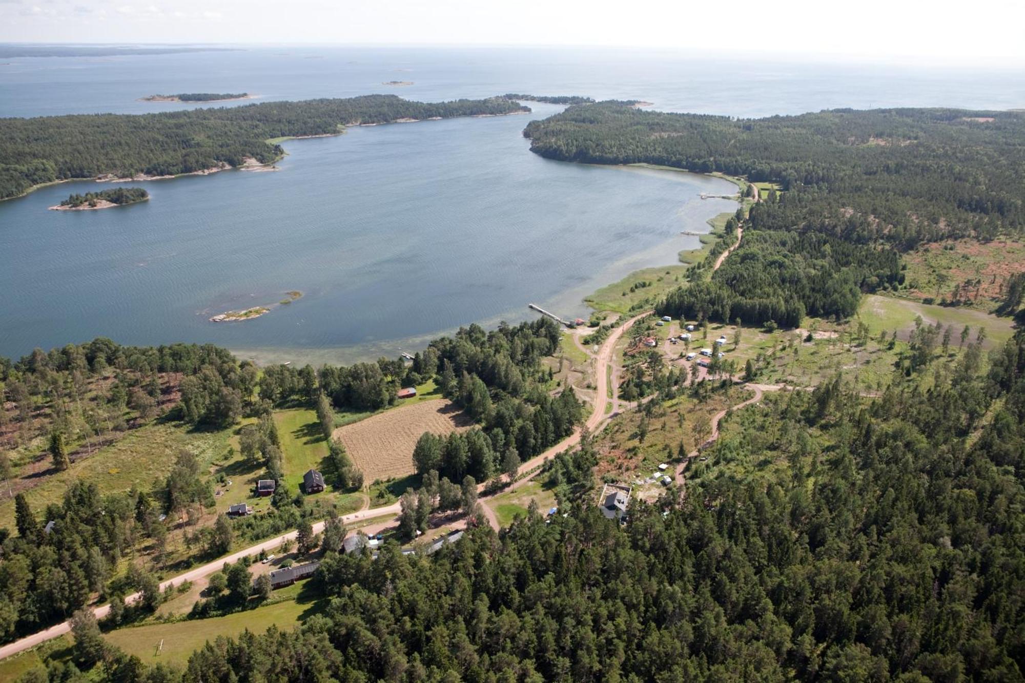 Soederhagen Camping Och Gaesthem Eckero Exteriér fotografie